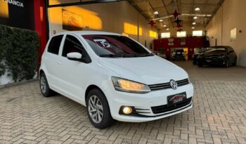 VOLKSWAGEN FOX 1.0 TRENDLINE 2015 completo