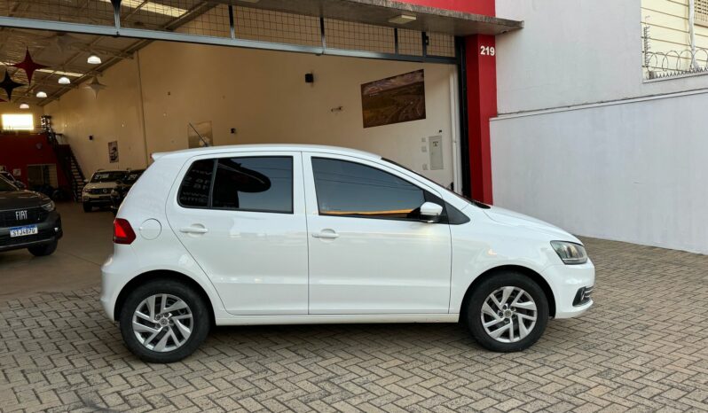 VOLKSWAGEN FOX 1.0 TRENDLINE 2015 completo