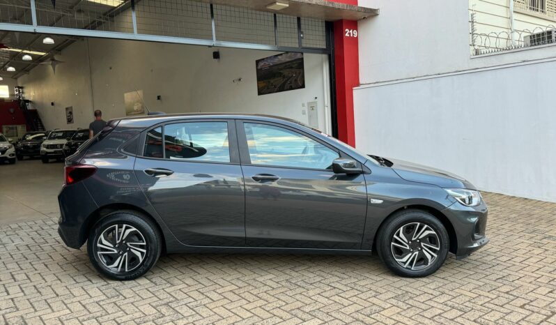 CHEVROLET ONIX 1.0 LT MANUAL 2024 completo