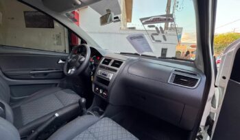 VOLKSWAGEN FOX 1.0 TRENDLINE 2015 completo